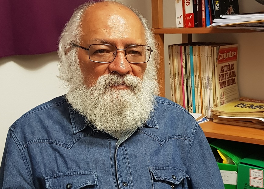 "Se submeter à União Europeia é a morte da indústria nacional"