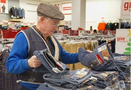 Quatro em cada 10 idosos passam a gastar mais com produtos que gostam