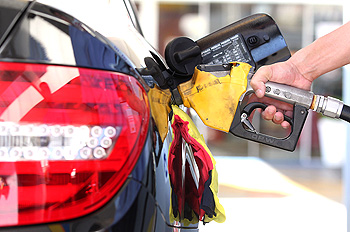 Após ajuste fiscal, analistas esperam por corte de gastos