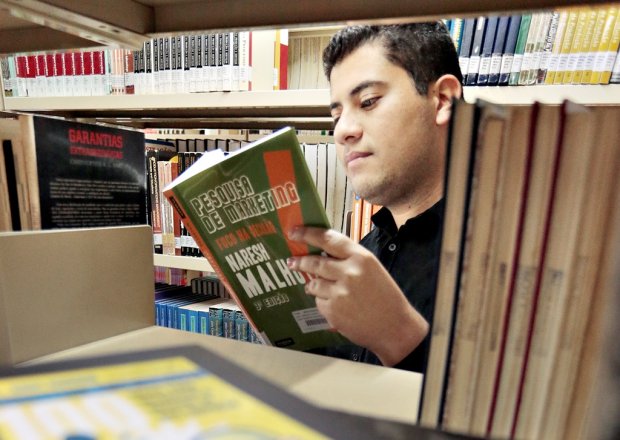 Concursos estimulam alunos a expor ideias